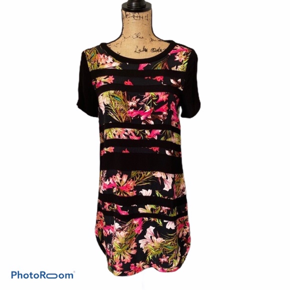 Lovers + Friends Black Floral Stripe dress EUC Small bandage style short summer